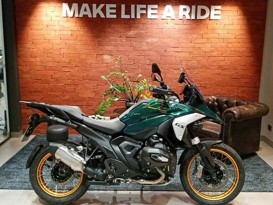 BMW-R 1300 GS TRIPLE BLACK BMW-R 1300 GS TRIPLE BLACK-2024