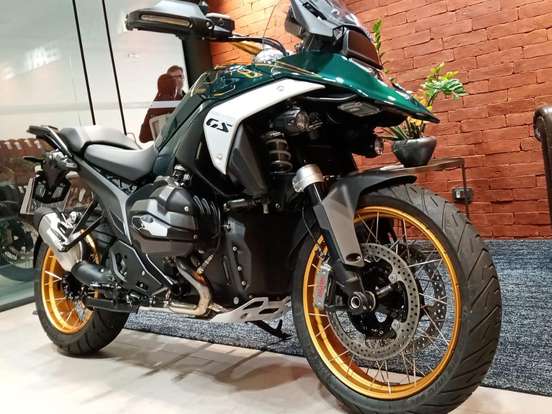 BMW-R 1300 GS TRIPLE BLACK BMW-R 1300 GS TRIPLE BLACK-2024