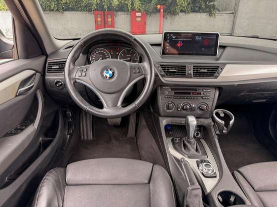 BMW-X1-2.0 16V GASOLINA SDRIVE18I TOP 4P AUTOMÁTICO BMW-X1-2011