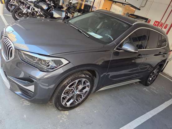 BMW-X1-2.0 16V TURBO ACTIVEFLEX SDRIVE20I X-LINE 4P AUTOMÁTICO BMW-X1-2020