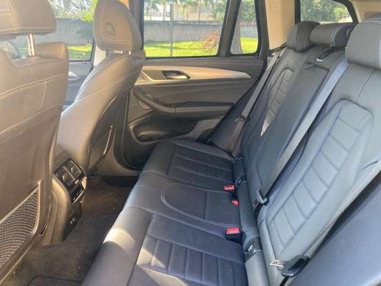 BMW-X3-2021