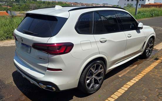 BMW-X5-2020