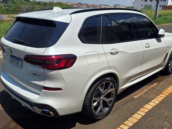 BMW-X5-3.0 I6 TURBO HÍBRIDO XDRIVE45E M SPORT AUTOMÁTICO BMW-X5-2020