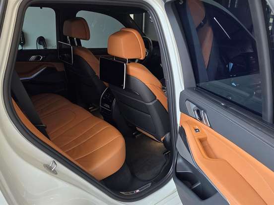 BMW-X5-3.0 I6 TURBO HÍBRIDO XDRIVE45E M SPORT AUTOMÁTICO BMW-X5-2020