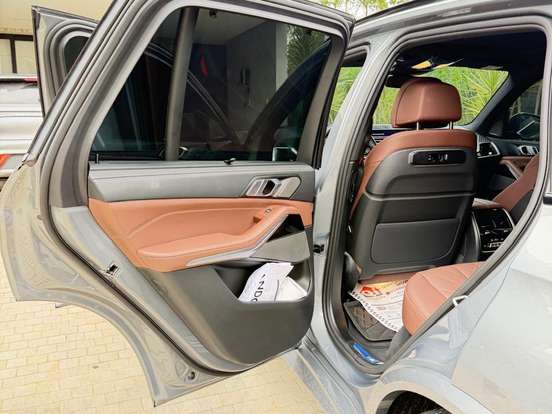 BMW-X5-3.0 I6 TURBO HÍBRIDO XDRIVE50E M SPORT AUTOMÁTICO BMW-X5-2025
