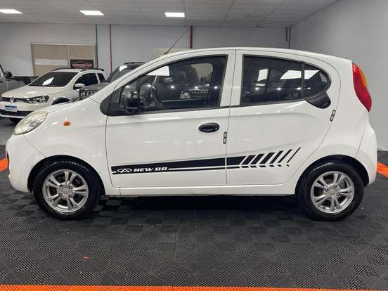 CAOA CHERY-QQ-1.0 MPFI ACT 12V GASOLINA 4P MANUAL CAOA CHERY-QQ-2014