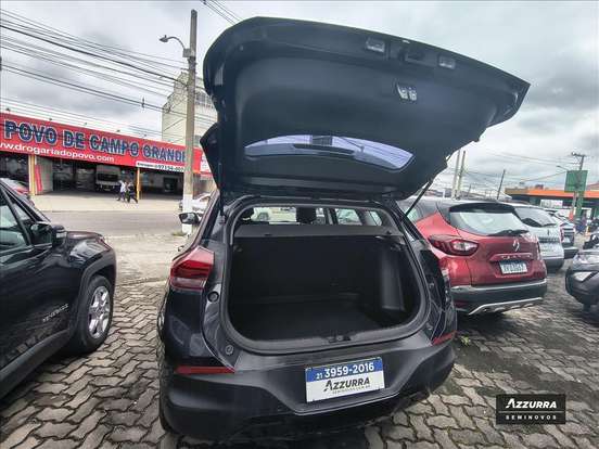 CHEVROLET-TRACKER-2023