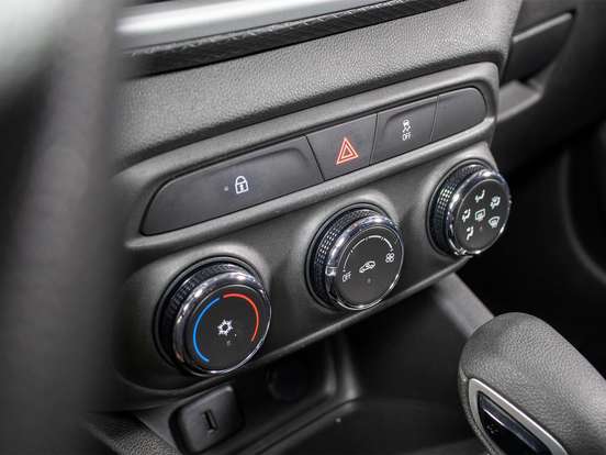 CHEVROLET-TRACKER-2022