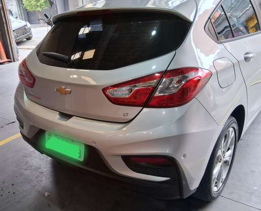 CHEVROLET-CRUZE-2018