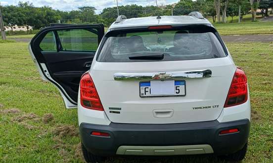 CHEVROLET-TRACKER-2014