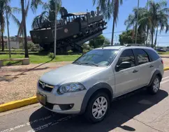 FIAT PALIO 1.6 TREKKING WEEKEND 16V FLEX 4P MANUAL FIAT PALIO 1.6 TREKKING WEEKEND 16V FLEX 4P MANUAL