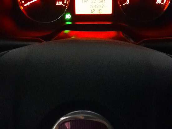 FIAT-PUNTO-1.4 ELX 8V FLEX 4P MANUAL FIAT-PUNTO-2009