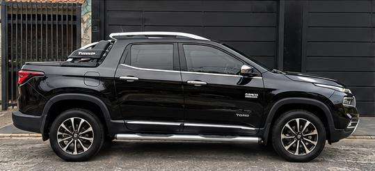 FIAT-TORO-2023