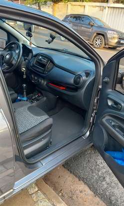 FIAT-UNO-2021