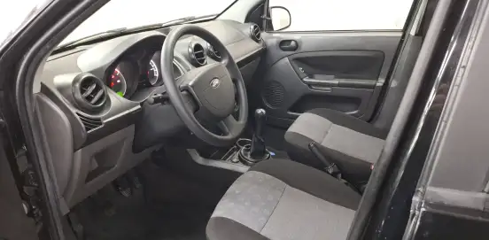 FORD-FIESTA-2012