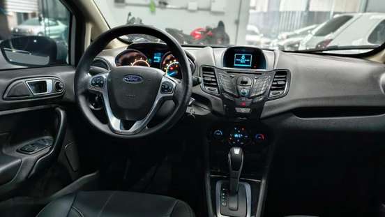 FORD-FIESTA-2014
