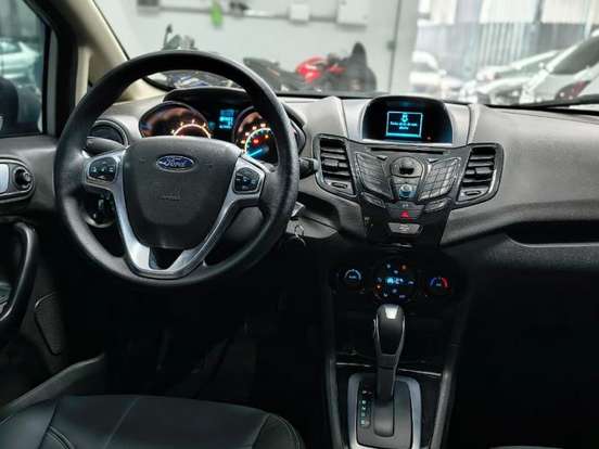 FORD-FIESTA-1.6 SE SEDAN 16V FLEX 4P POWERSHIFT FORD-FIESTA-2014