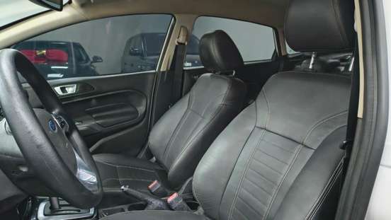 FORD-FIESTA-2014