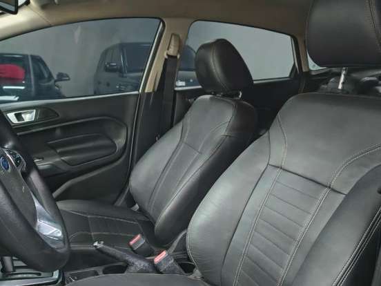 FORD-FIESTA-1.6 SE SEDAN 16V FLEX 4P POWERSHIFT FORD-FIESTA-2014