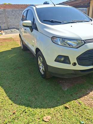 FORD-ECOSPORT-2015