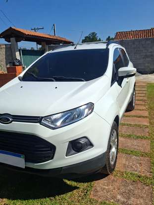 FORD-ECOSPORT-2015