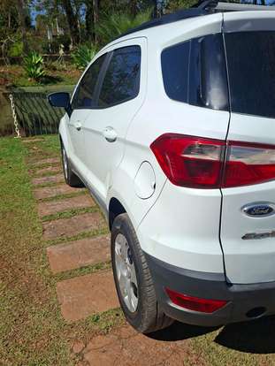 FORD-ECOSPORT-2015