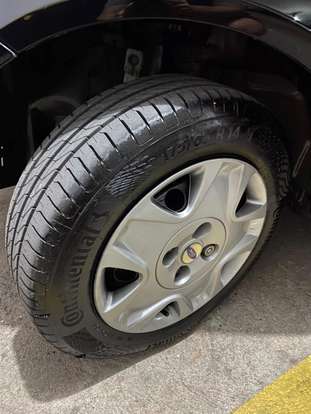 FORD-FIESTA-2014
