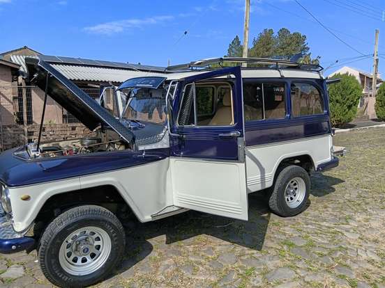 FORD-RURAL-3.0 LUXO 4X2 6 CILINDROS 12V GASOLINA 2P MANUAL FORD-RURAL-1972