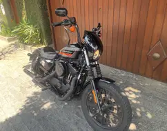 HARLEY-DAVIDSON SPORTSTER IRON 1200 HARLEY-DAVIDSON SPORTSTER IRON 1200
