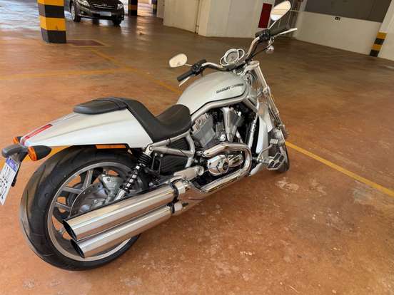 HARLEY-DAVIDSON-V-ROD 10TH ANNIVERSARY EDITION HARLEY-DAVIDSON-V-ROD 10TH ANNIVERSARY EDITION-2012