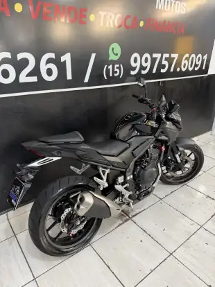 HONDA-CB 500 HORNET-2025
