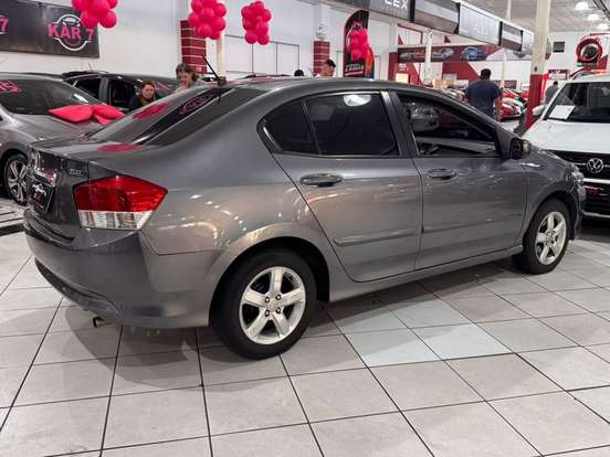 HONDA-CITY-1.5 LX 16V FLEX 4P AUTOMÁTICO HONDA-CITY-2010