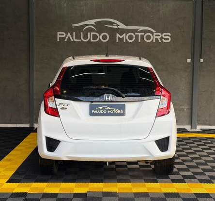 HONDA-FIT-2016