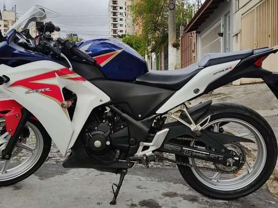 HONDA-CBR 250R HONDA-CBR 250R-2012