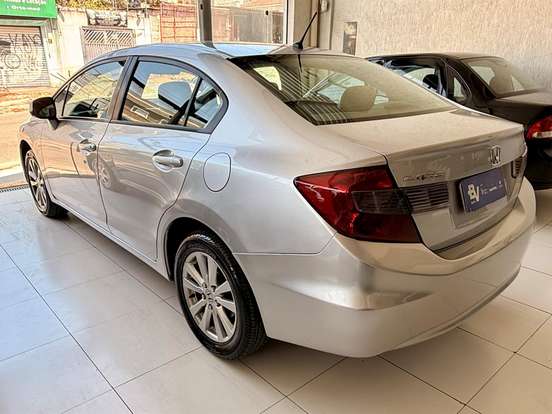 HONDA-CIVIC-1.8 LXS 16V FLEX 4P AUTOMÁTICO HONDA-CIVIC-2013