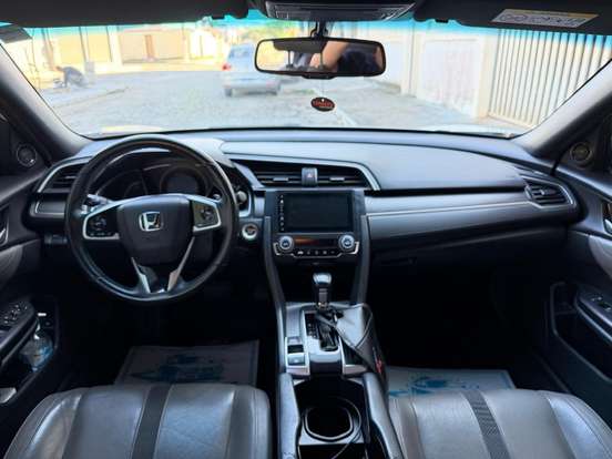 HONDA-CIVIC-2020