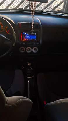HONDA-FIT-2006