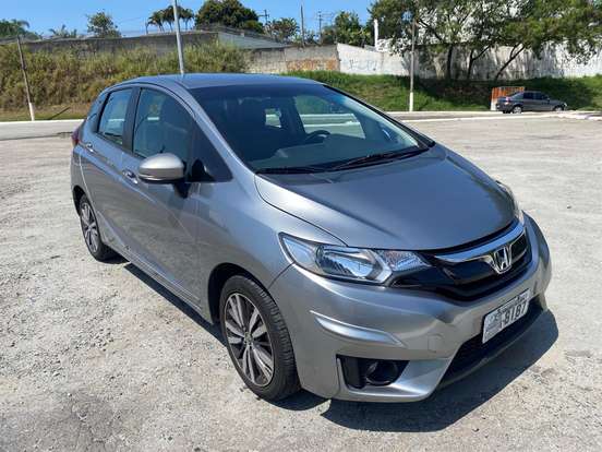 HONDA-FIT-2015