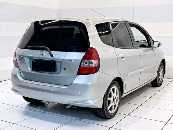 HONDA-FIT-2007