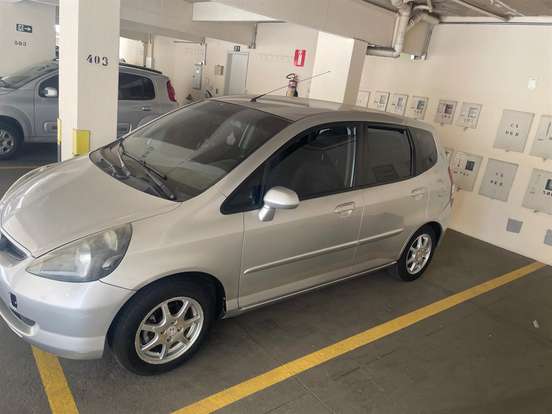 HONDA-FIT-2006