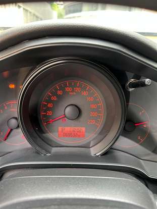 HONDA-FIT-2014