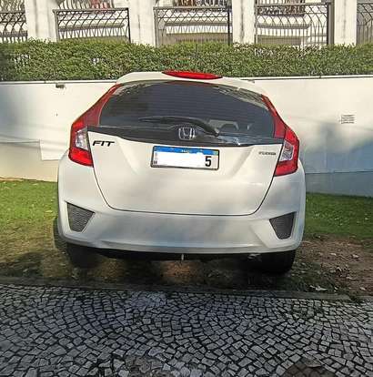 HONDA-FIT-2015