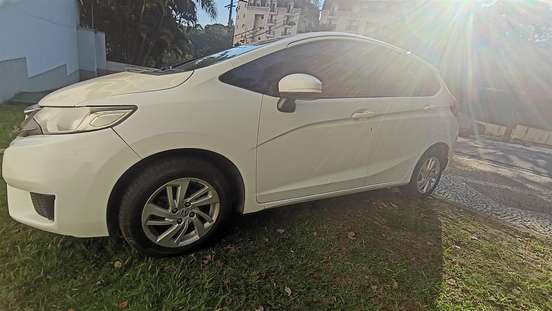 HONDA-FIT-2015