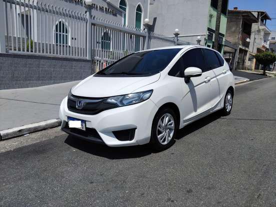 HONDA-FIT-2015