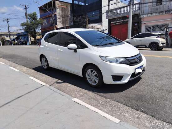 HONDA-FIT-1.5 LX 16V FLEX 4P MANUAL HONDA-FIT-2015