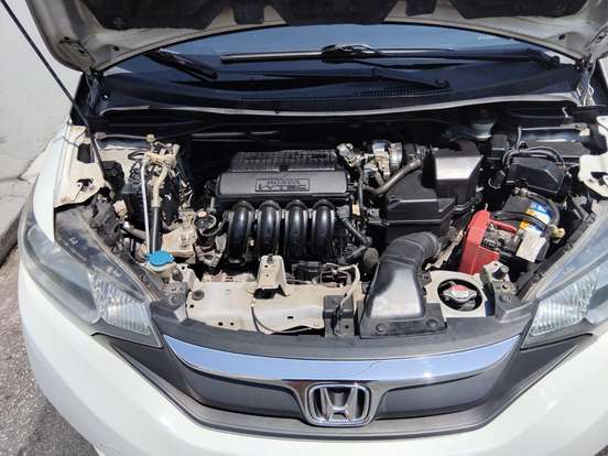 HONDA-FIT-2015