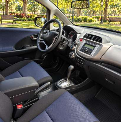 HONDA-FIT-2013