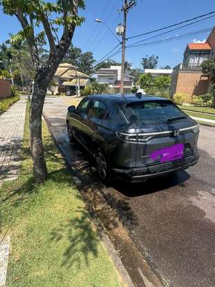 HONDA-HR-V-2023
