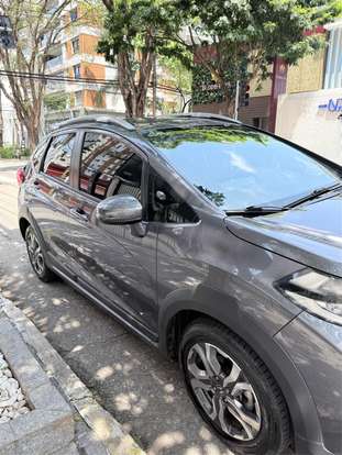 HONDA-WR-V-2019