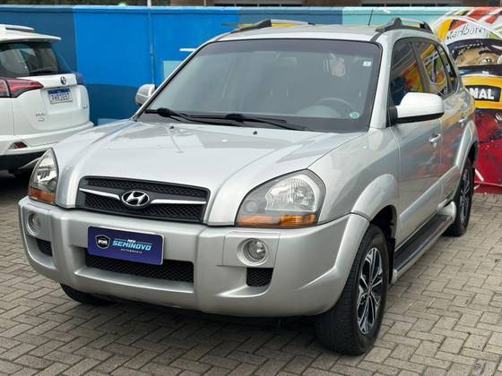 HYUNDAI TUCSON 2.0 GL 2WD 16V GASOLINA 4P MANUAL